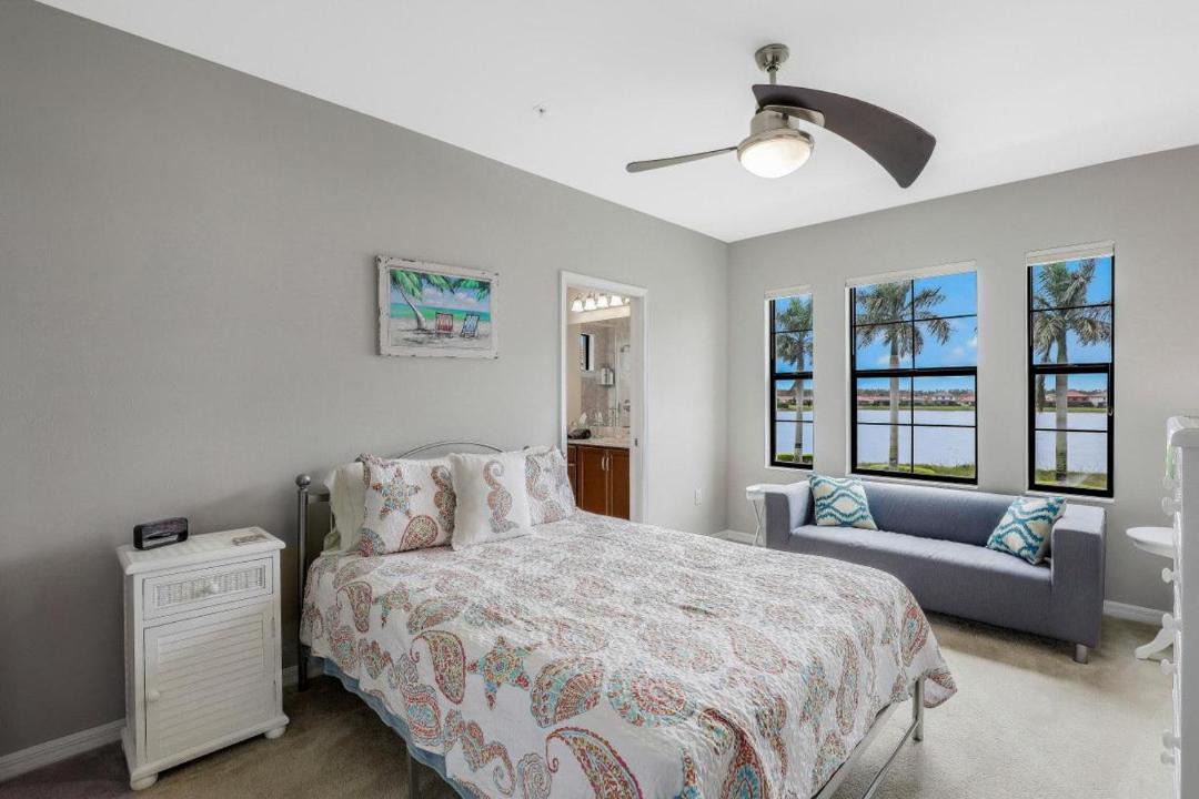 Photo of Bedroom in Naples