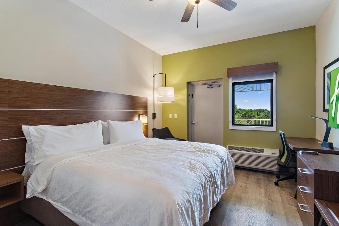 Photo of Bedroom in Vilano Beach