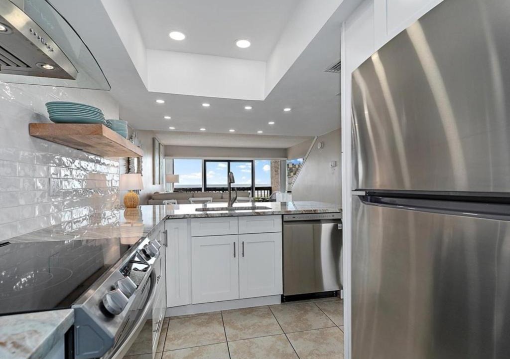 Photo of Kitchen in Butler Beach