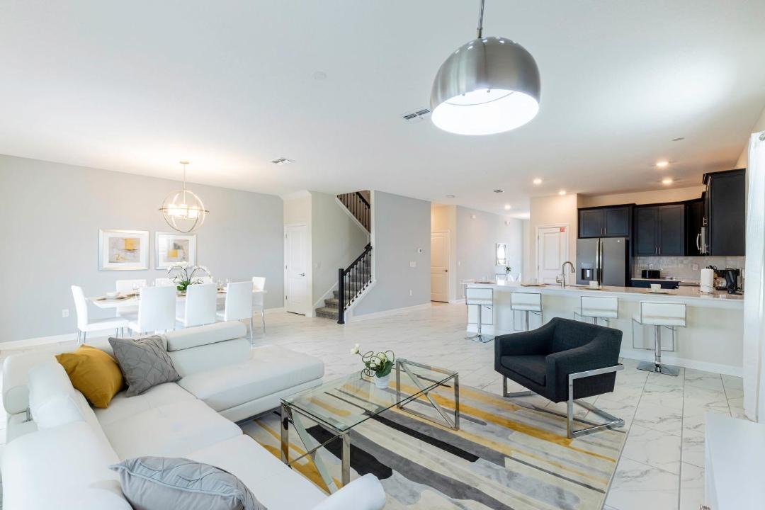 Photo of Livingroom in Four Corners