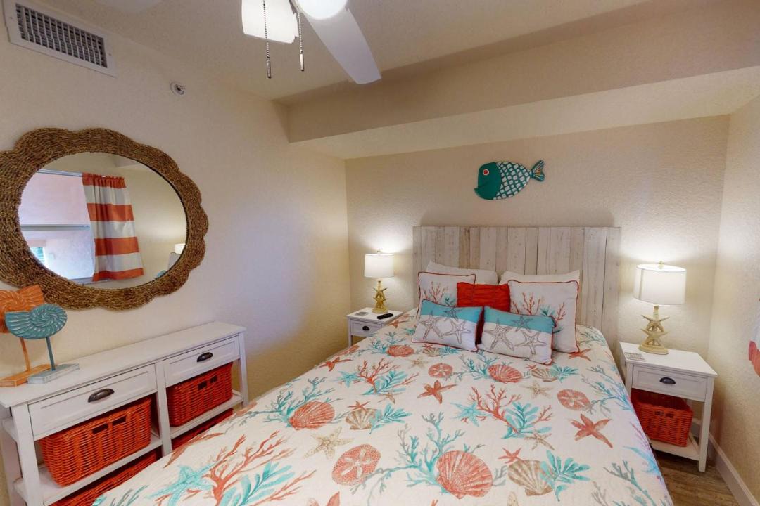 Photo of Bedroom in Treasure Island