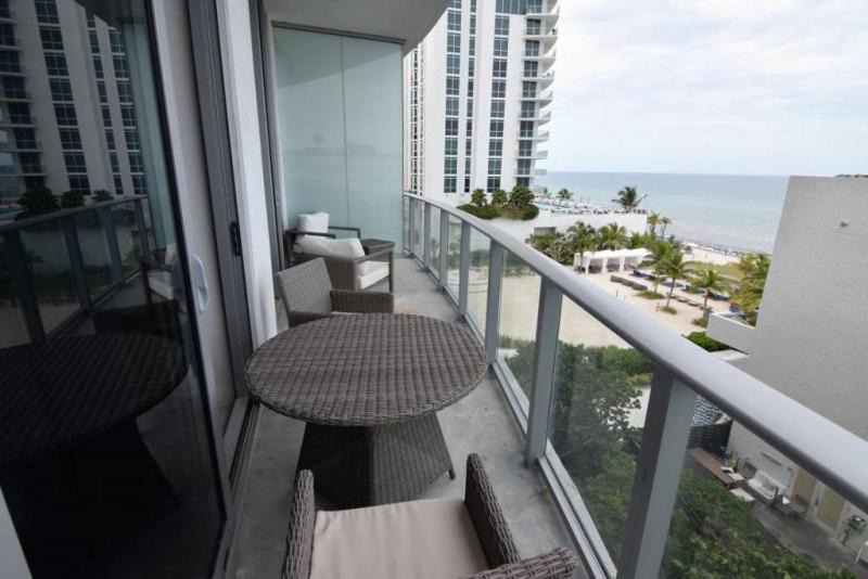 Photo of Patio Balcony in Hollywood South Central Beach