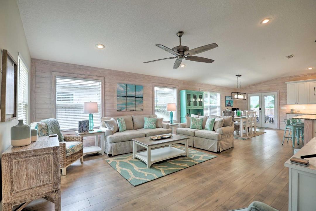 Photo of Livingroom in Vilano Beach