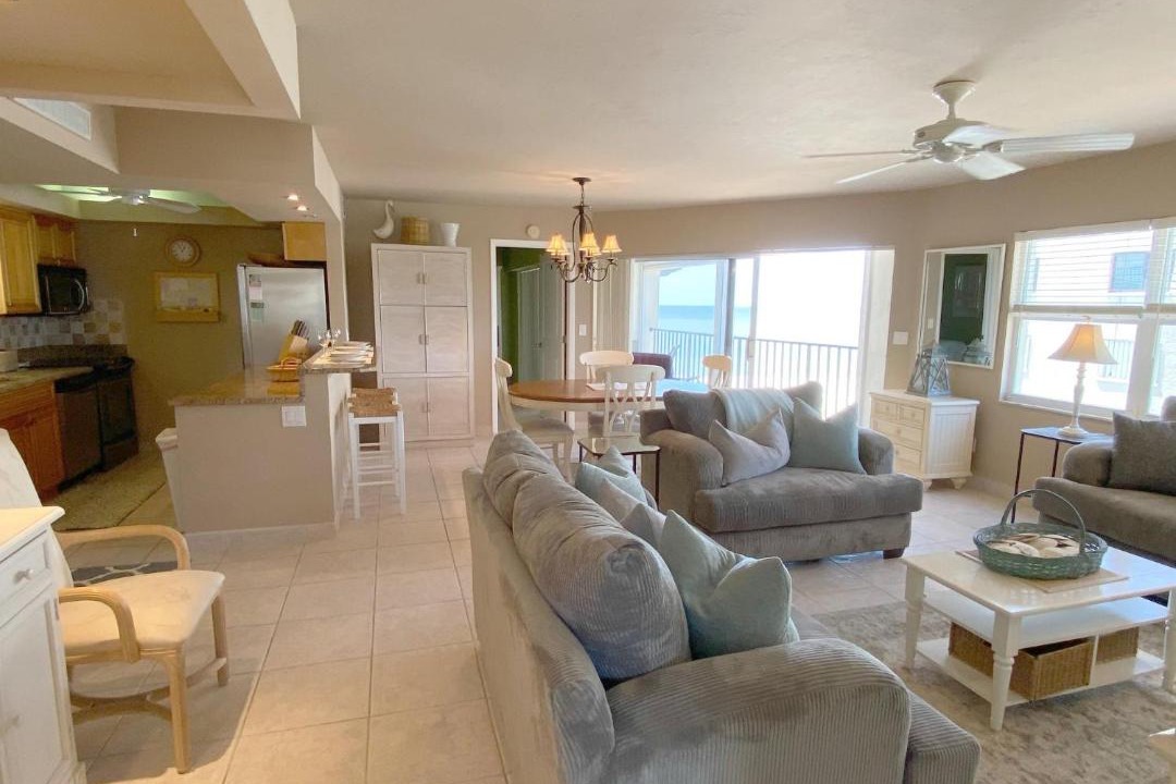 Photo of Livingroom in Fort Myers Beach