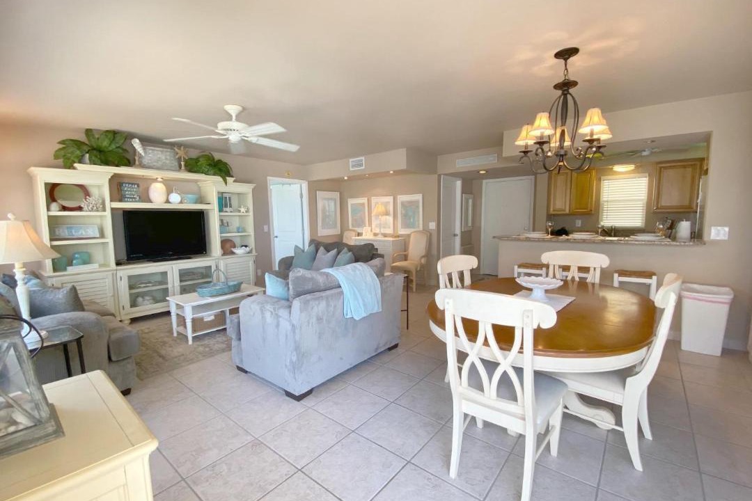 Photo of Livingroom in Fort Myers Beach