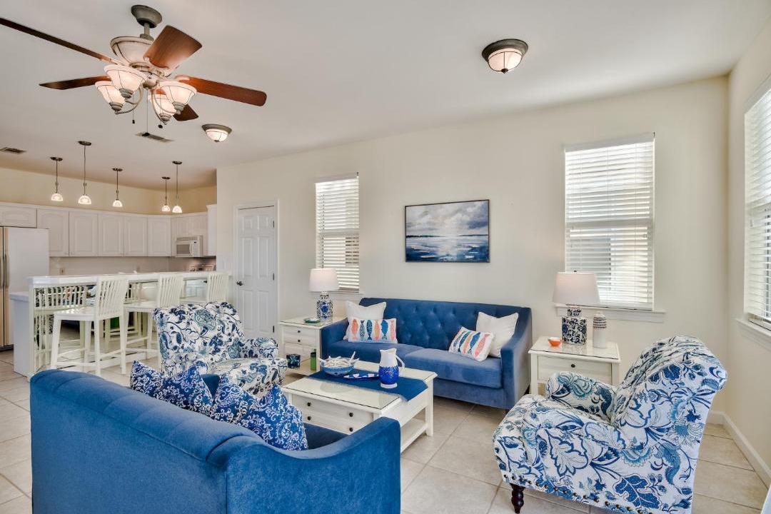 Photo of Livingroom in Dune Allen Beach