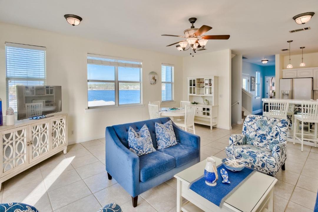 Photo of Livingroom in Dune Allen Beach