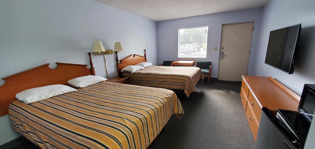 Photo of Bedroom in Taylor Creek
