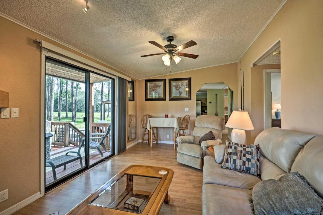 Photo of Livingroom in Crescent City