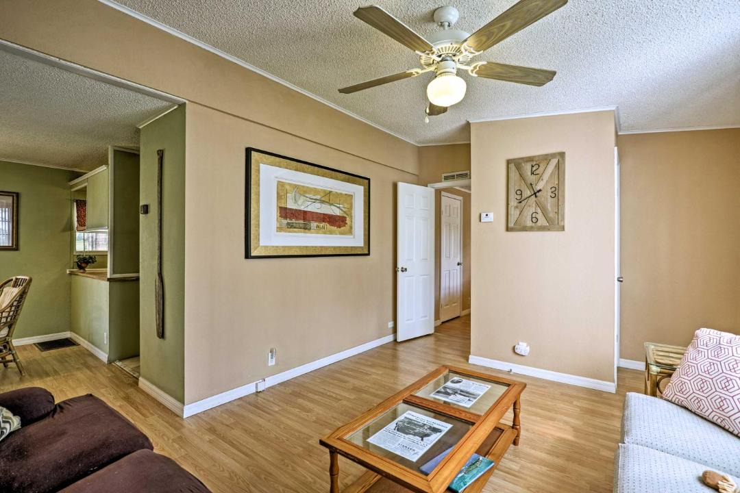 Photo of Livingroom in Crescent City