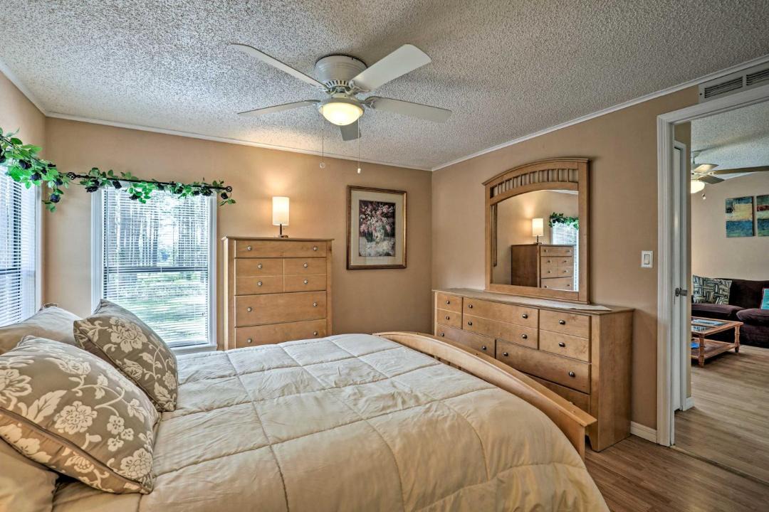 Photo of Bedroom in Crescent City