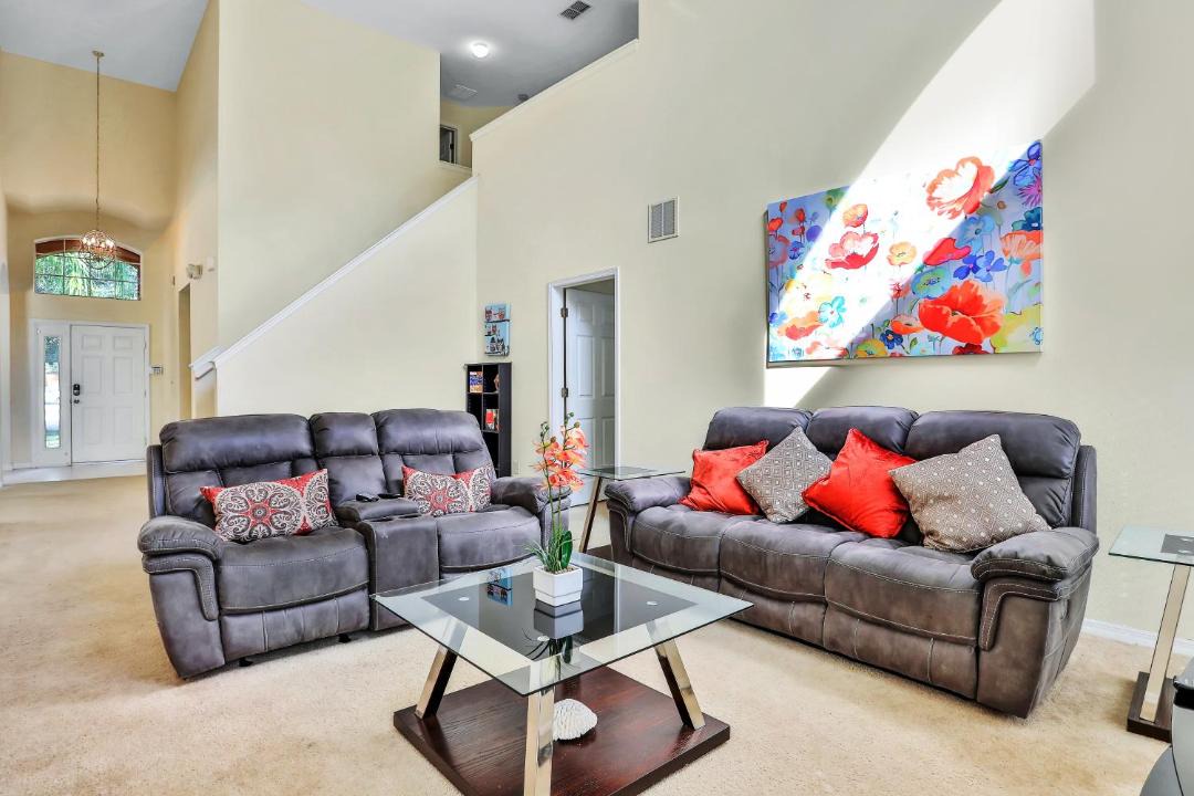 Photo of Livingroom in Watersong