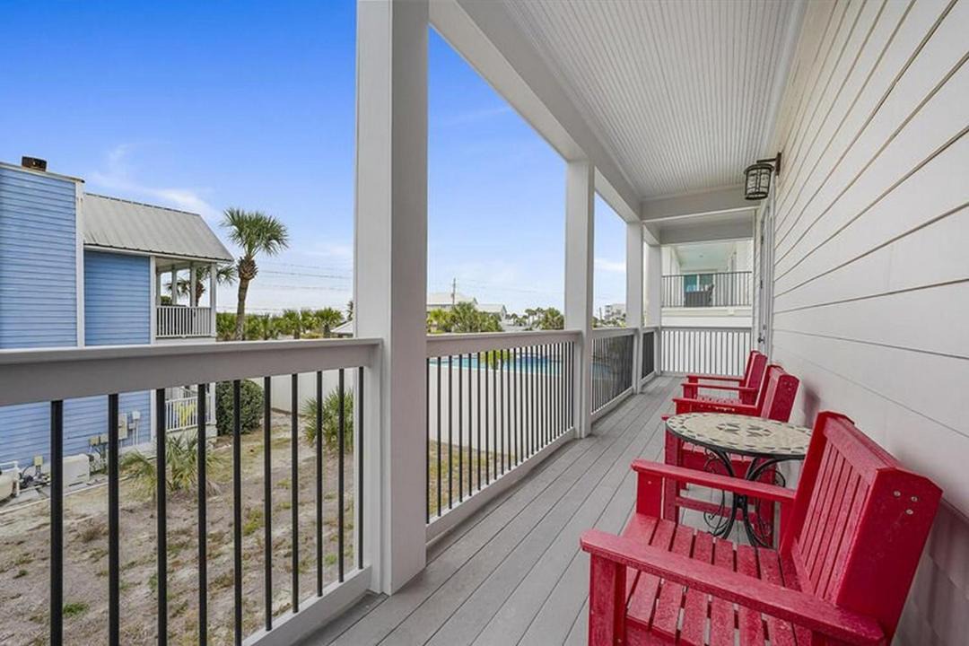Photo of Patio Balcony in Dune Allen Beach