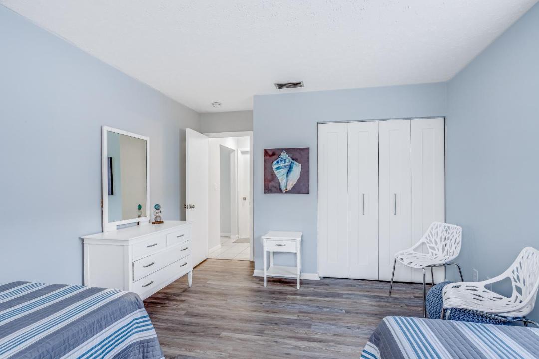 Photo of Bedroom in Naples Park