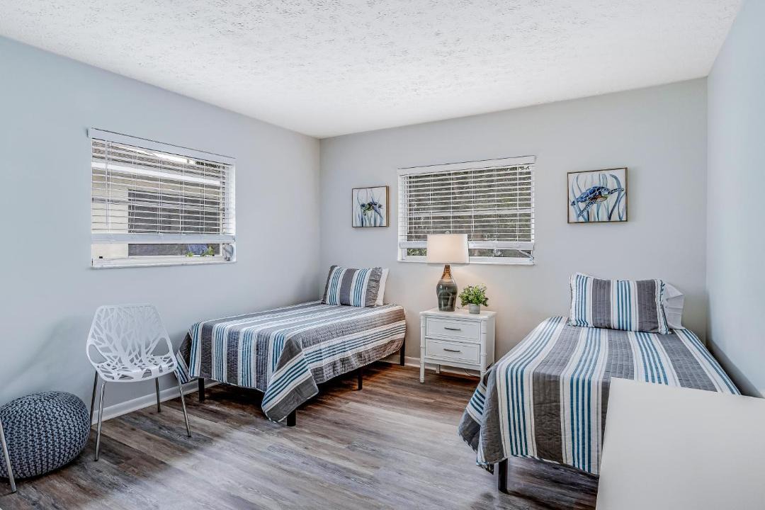 Photo of Bedroom in Naples Park