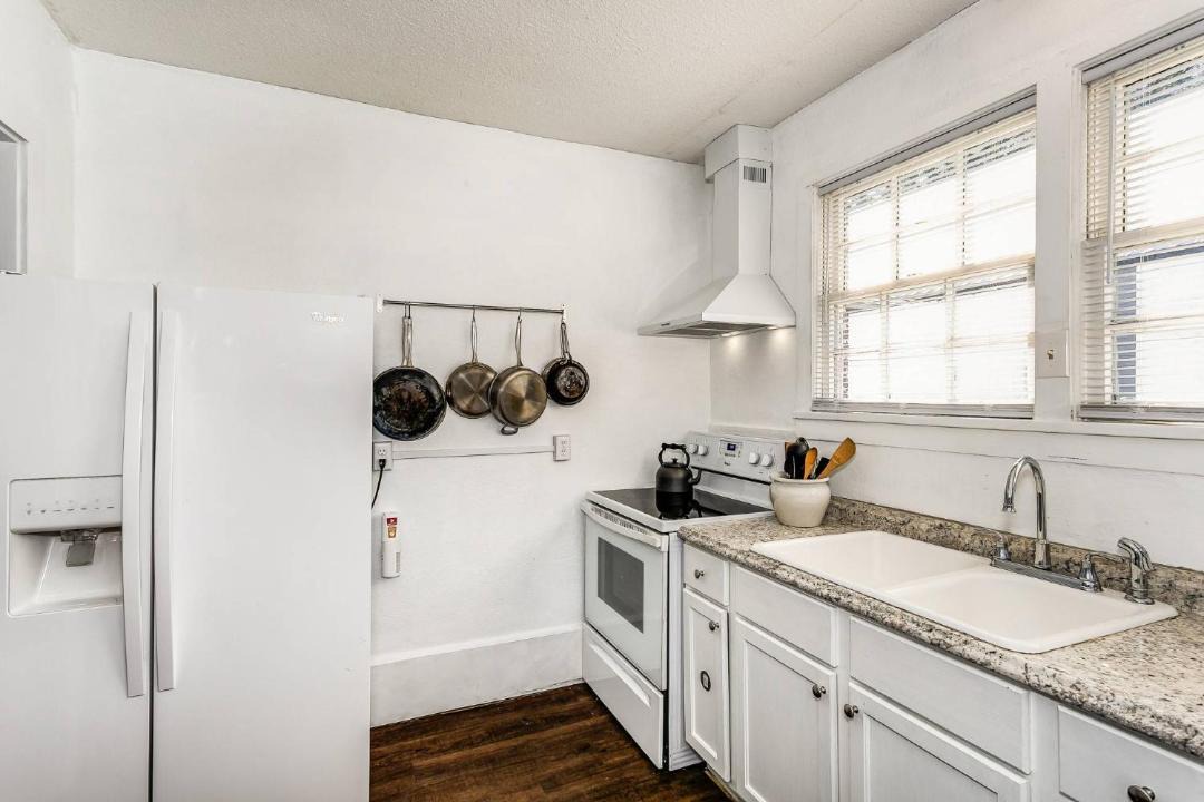 Photo of Kitchen in Old East Hill