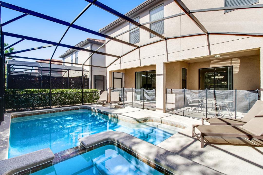 Photo of Outdoor in Loughman