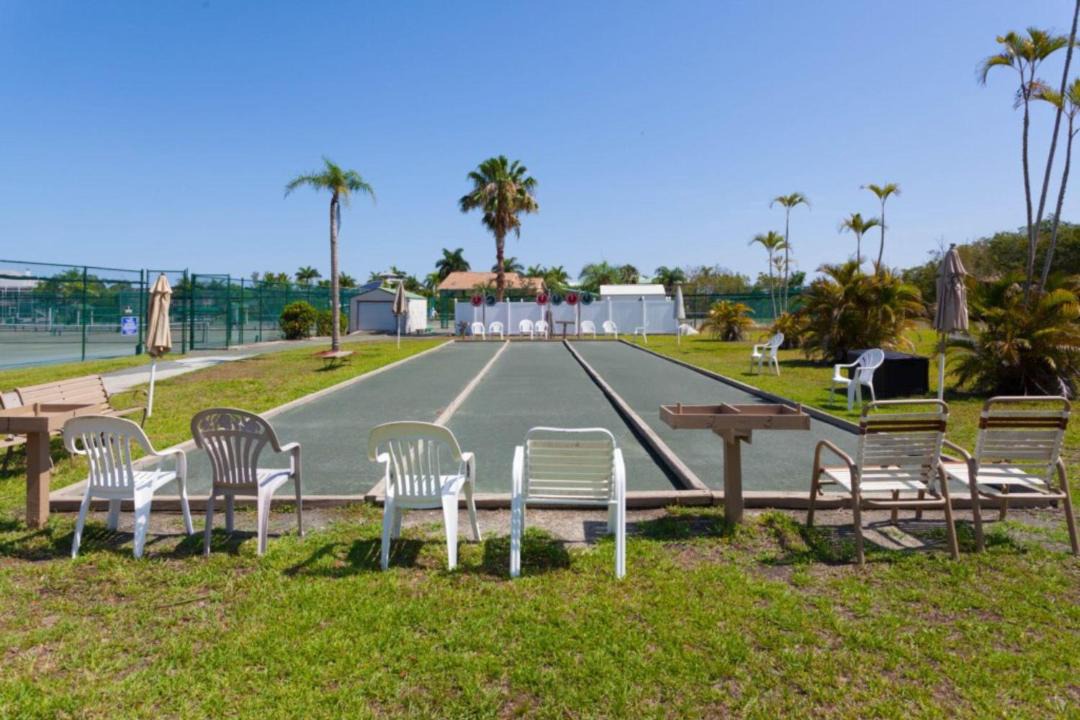 Photo of Buildings in Bonita Shores