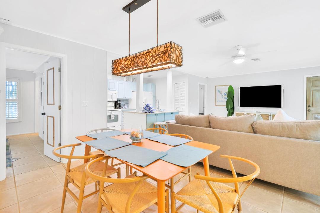 Photo of Livingroom in Anna Maria
