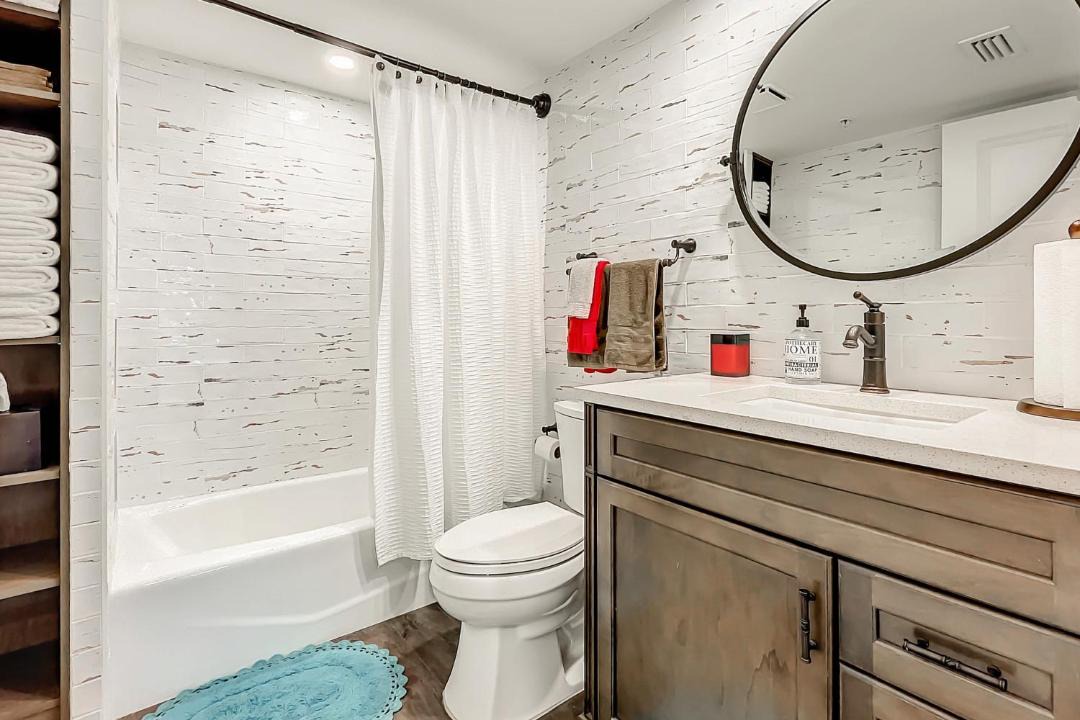 Photo of Bathroom in New Smyrna Beach