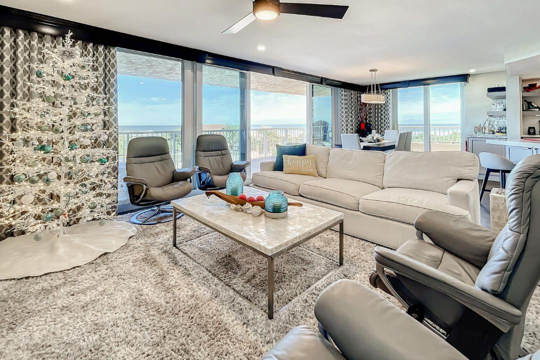 Photo of Livingroom in New Smyrna Beach