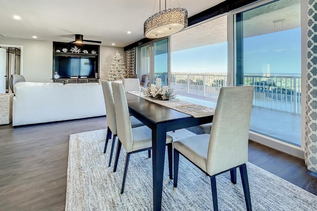 Photo of Livingroom in New Smyrna Beach