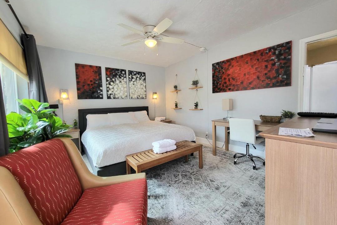 Photo of Bedroom in East Ocean Ave