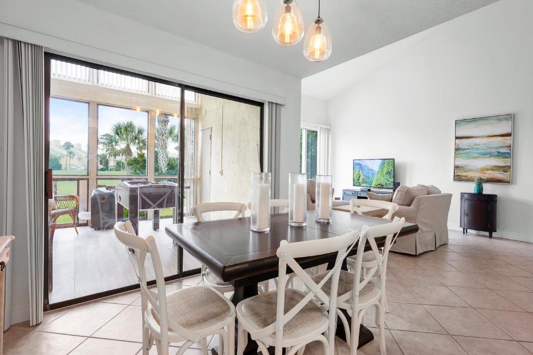Photo of Livingroom in Sawgrass