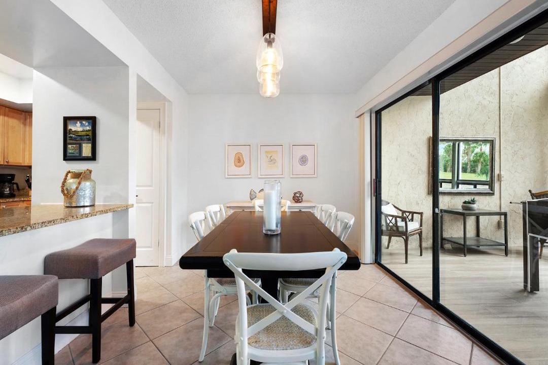 Photo of Livingroom in Sawgrass
