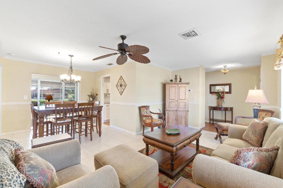 Photo of Livingroom in Venice Gardens