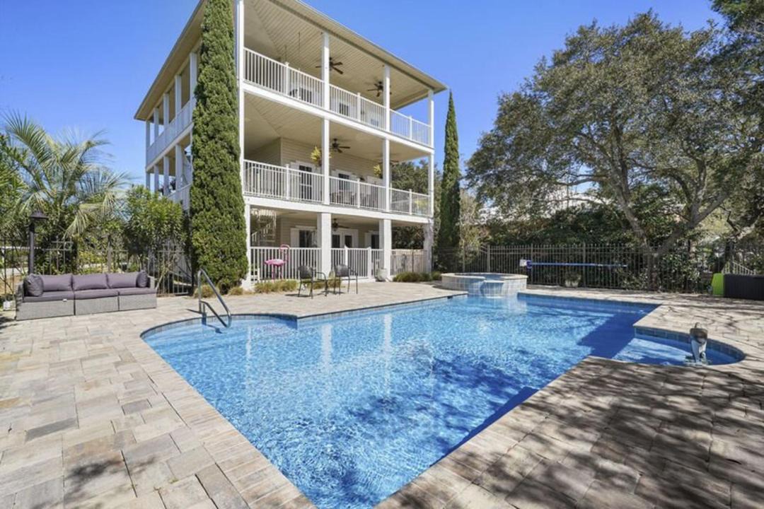 Photo of Outdoor in Gulf Pines