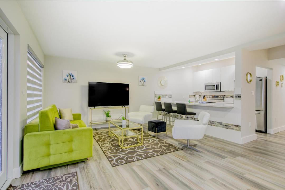 Photo of Livingroom in Coral Ridge