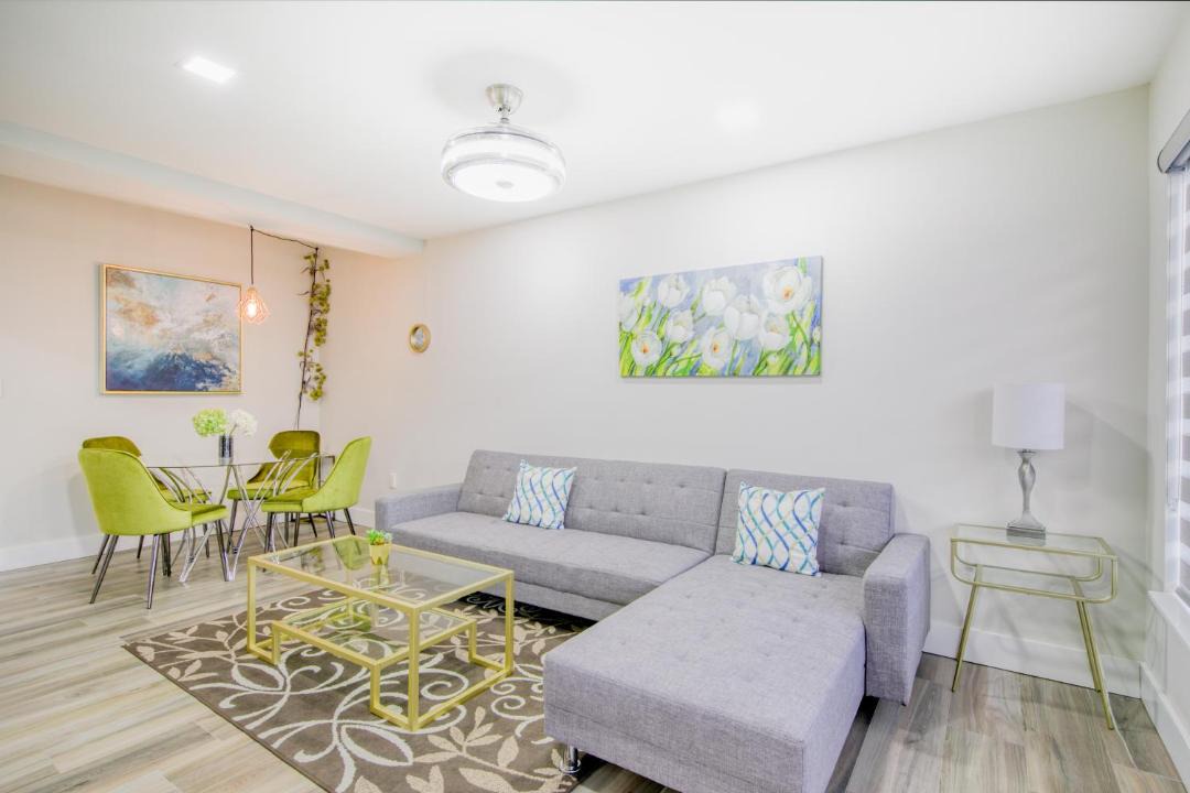 Photo of Livingroom in Coral Ridge