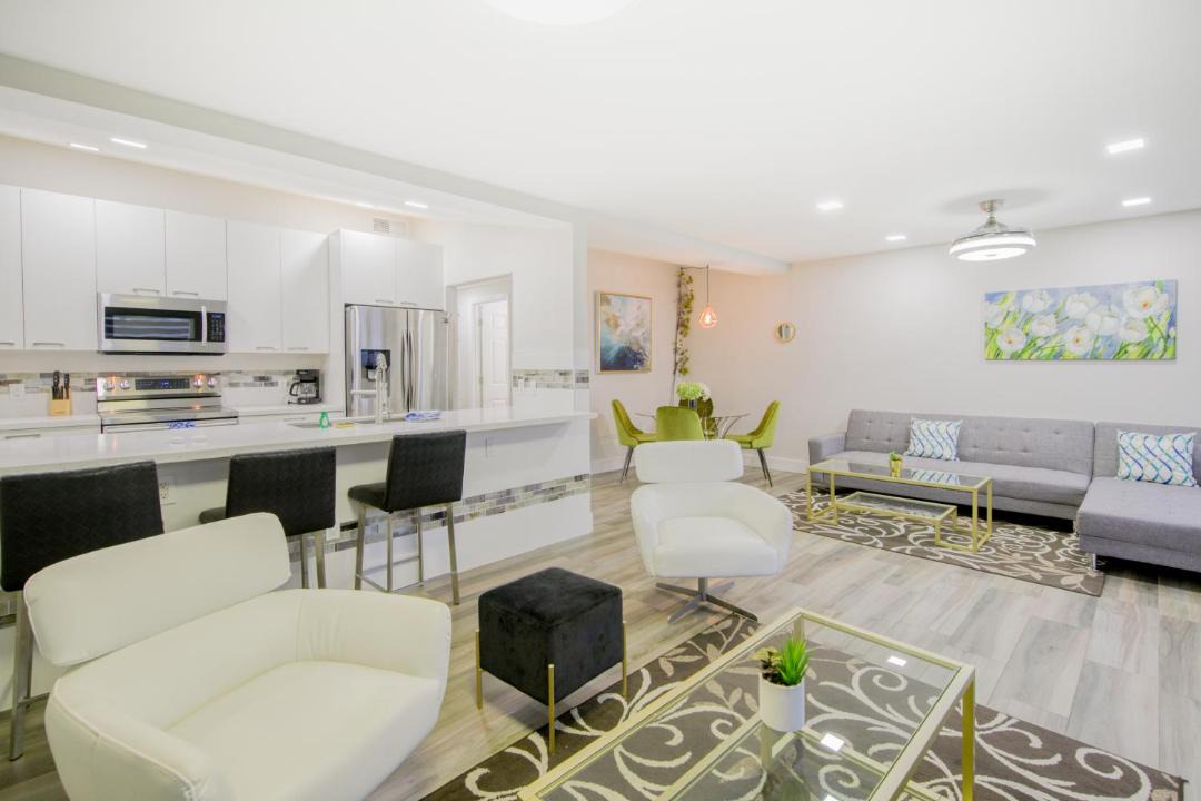 Photo of Livingroom in Coral Ridge
