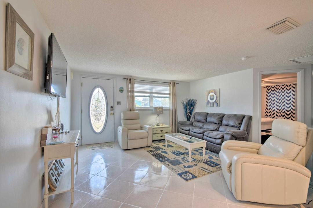 Photo of Others in Hudson Beach Estates