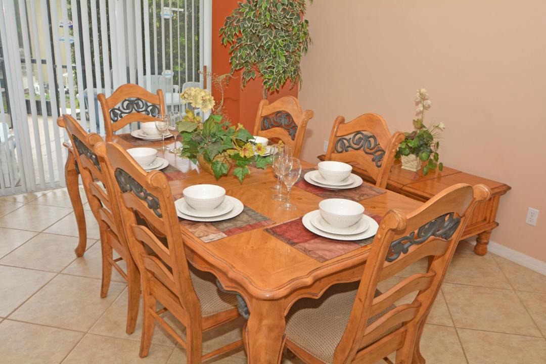 Photo of Livingroom in Tuscan Ridge
