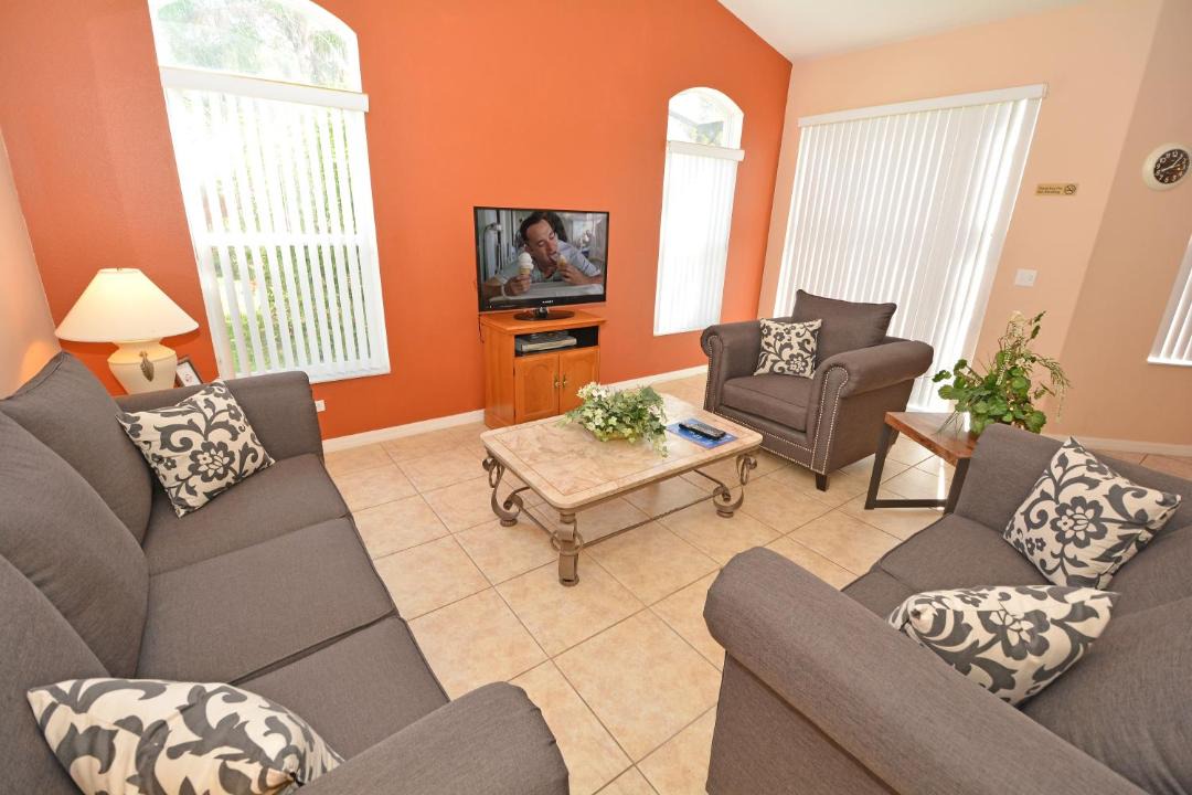 Photo of Livingroom in Tuscan Ridge
