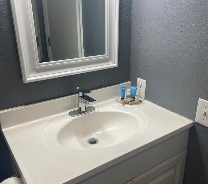Photo of Bathroom in Mid Island