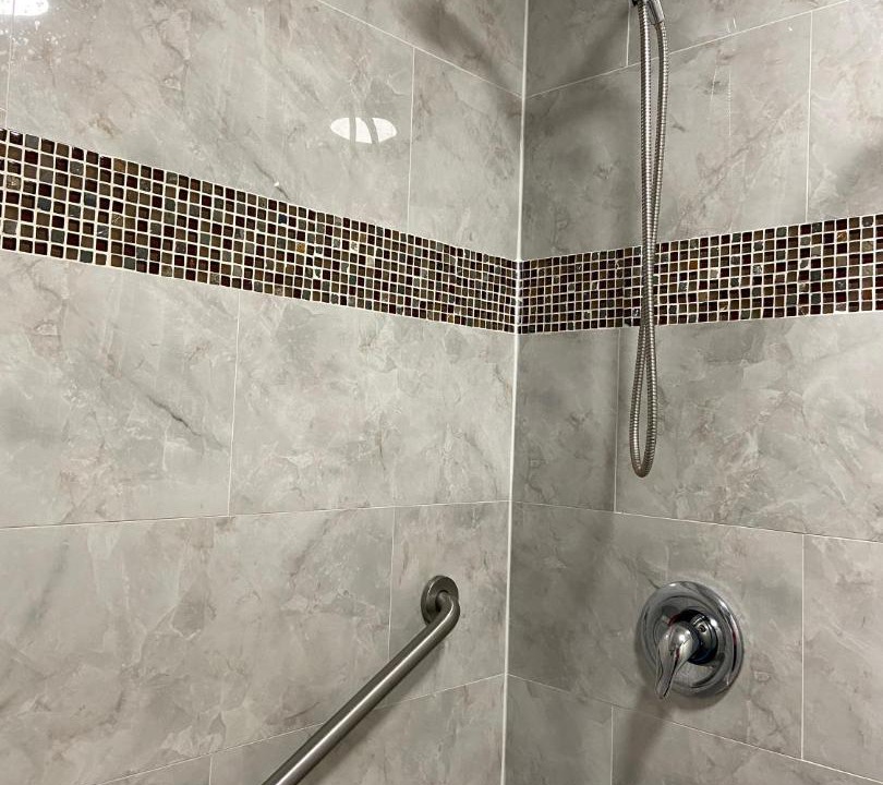 Photo of Bathroom in Mid Island