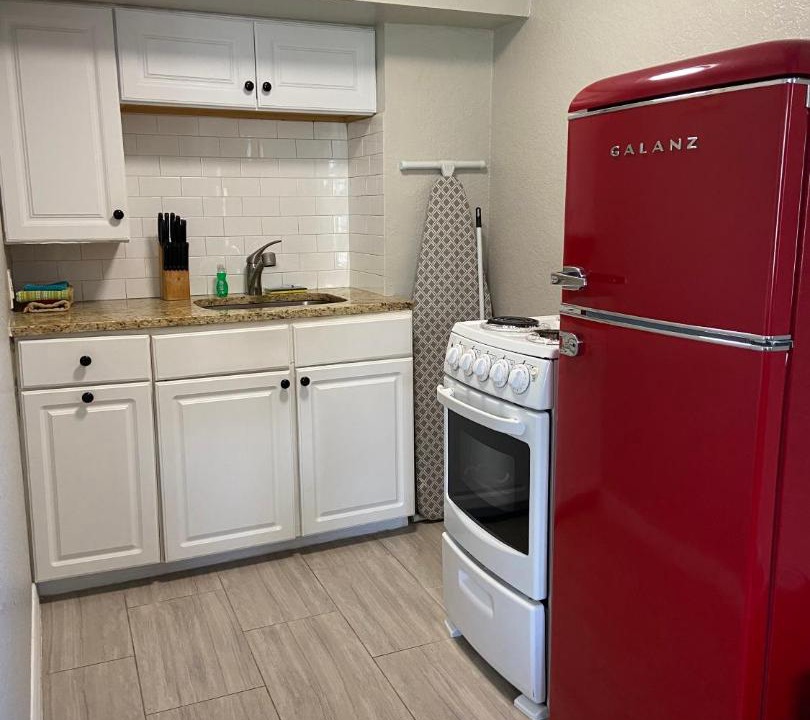 Photo of Kitchen in Mid Island