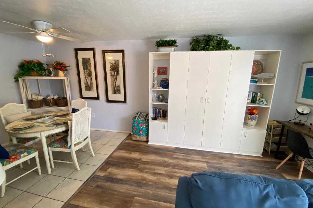 Photo of Livingroom in Bayview