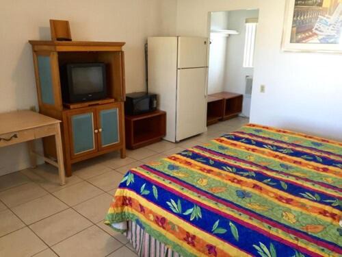 Photo of Bedroom in Cypress Gardens