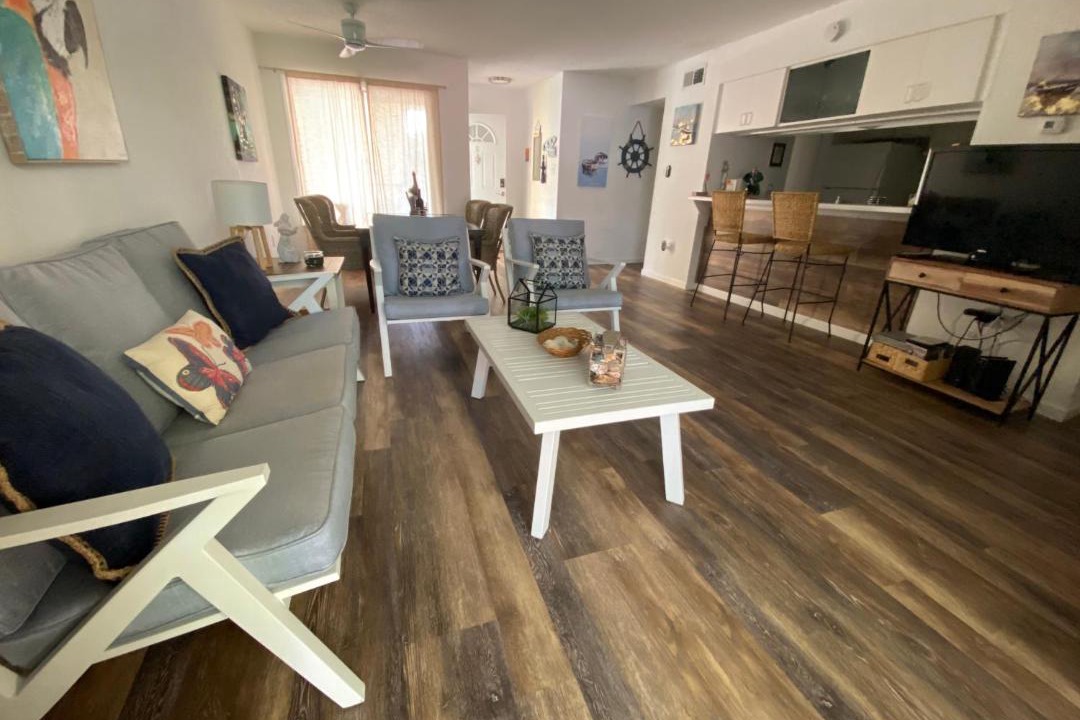 Photo of Livingroom in Bayview