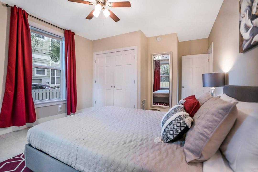 Photo of Bedroom in Downtown Historic District