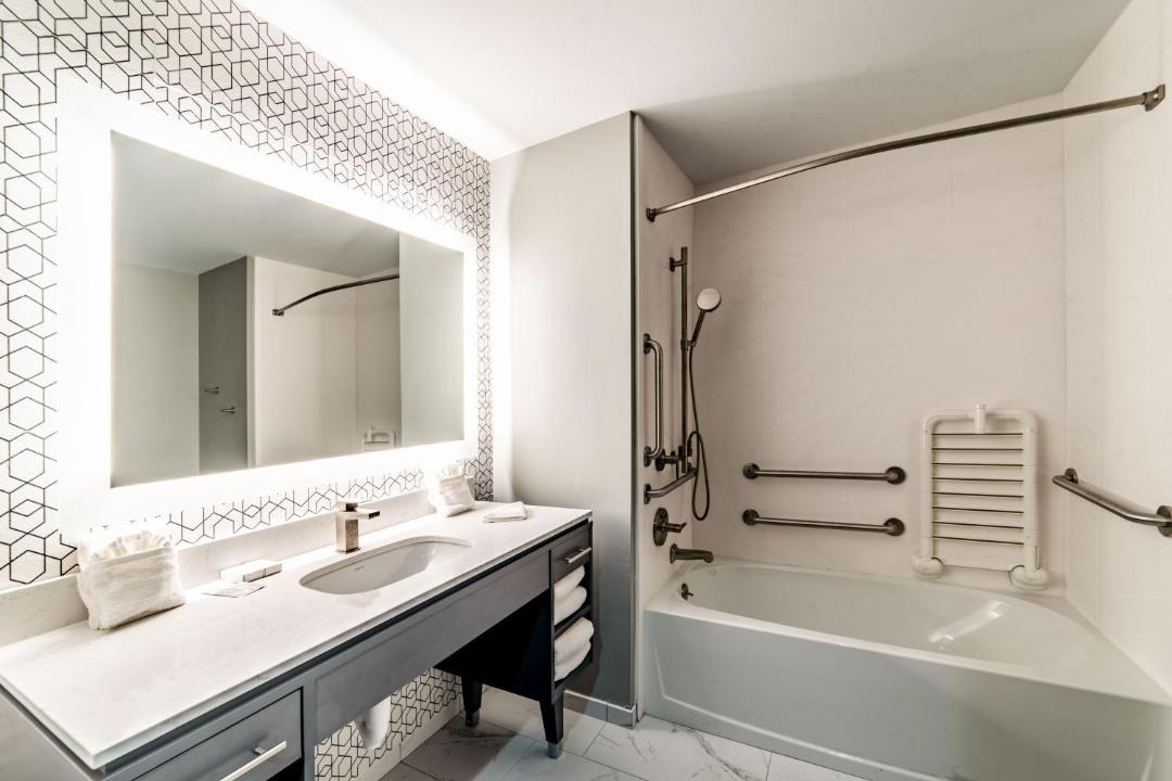 Photo of Bathroom in Everglades City