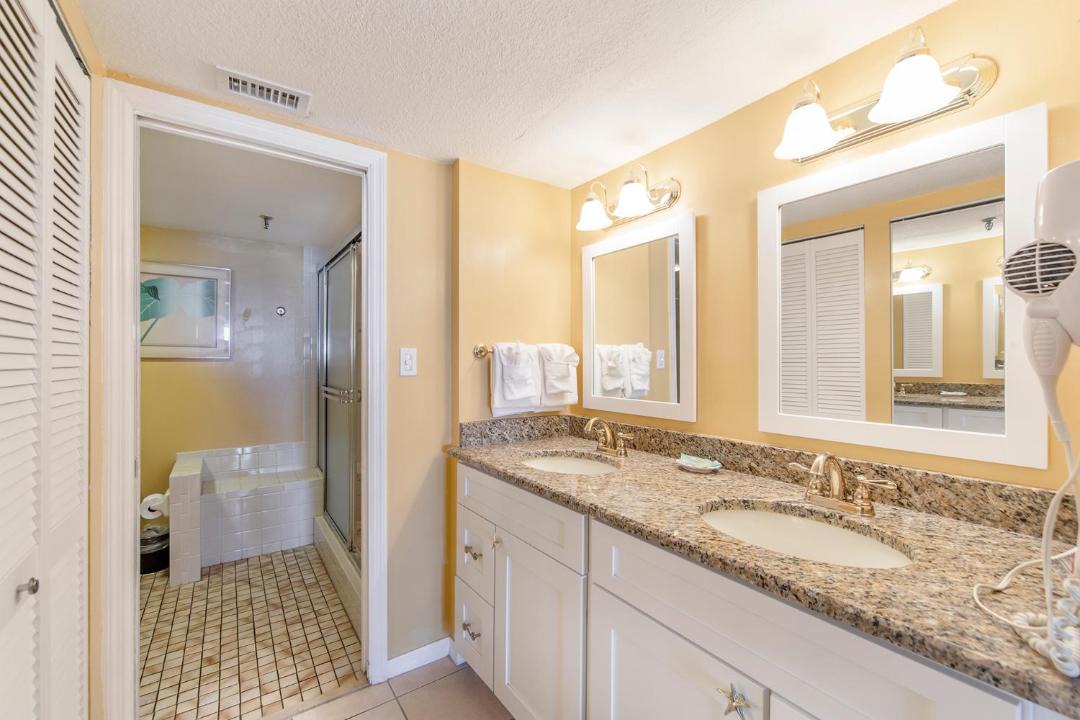 Photo of Kitchen in Madeira Beach