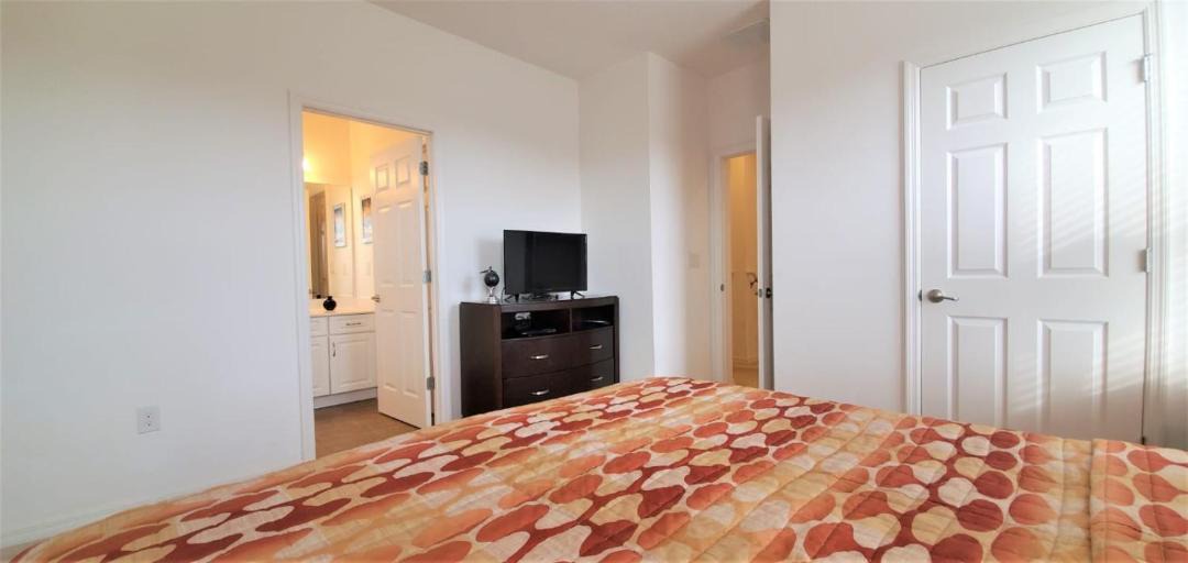 Photo of Bedroom in Davenport