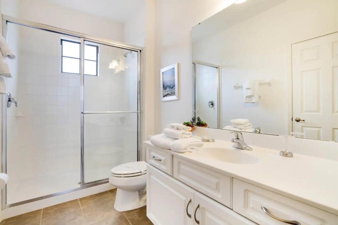 Photo of Bathroom in Davenport