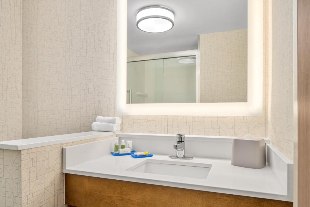 Photo of Bathroom in Harbordale
