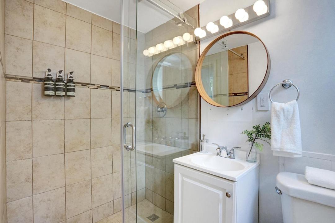 Photo of Bathroom in West Avenue